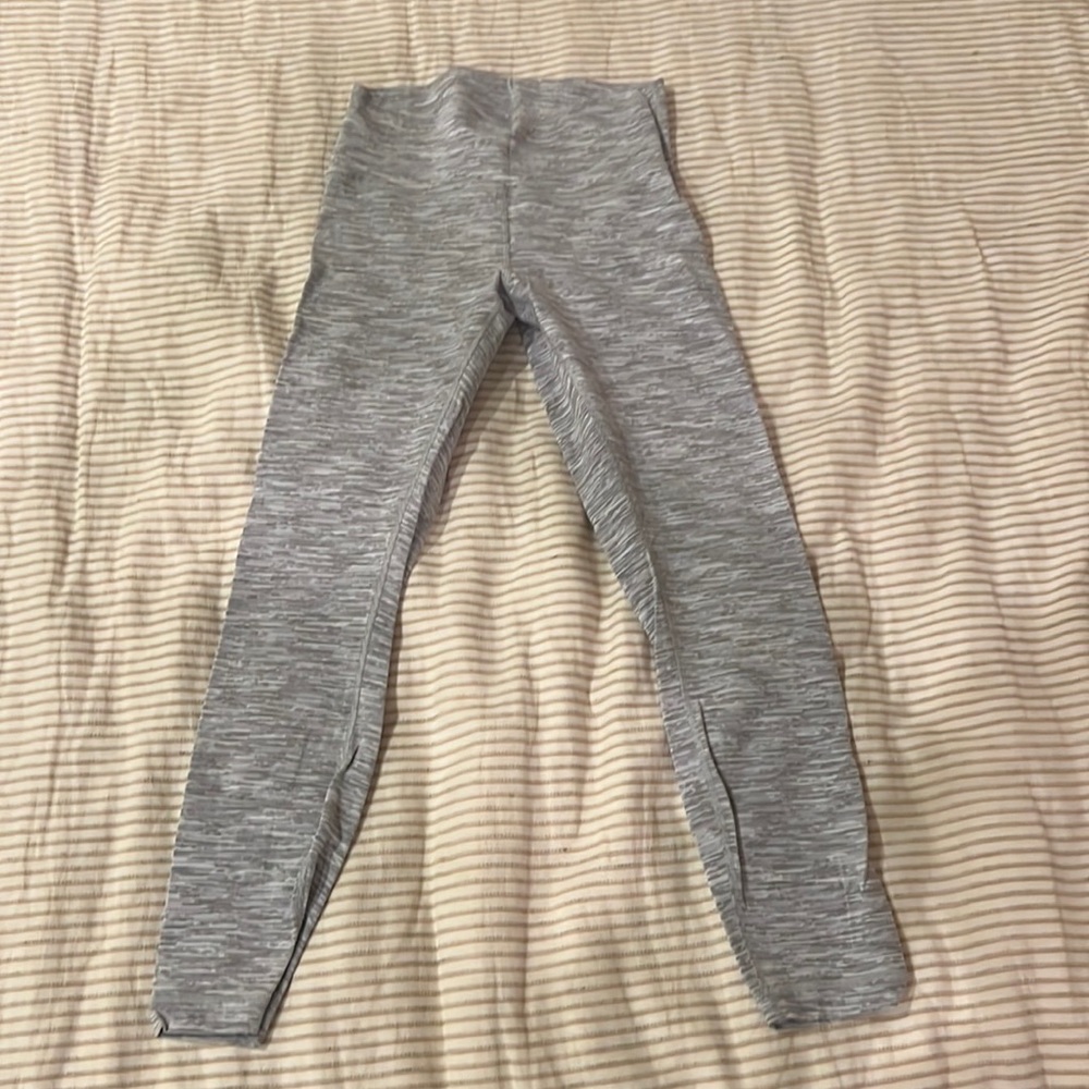 EUC Lululemon 7/8 leggings